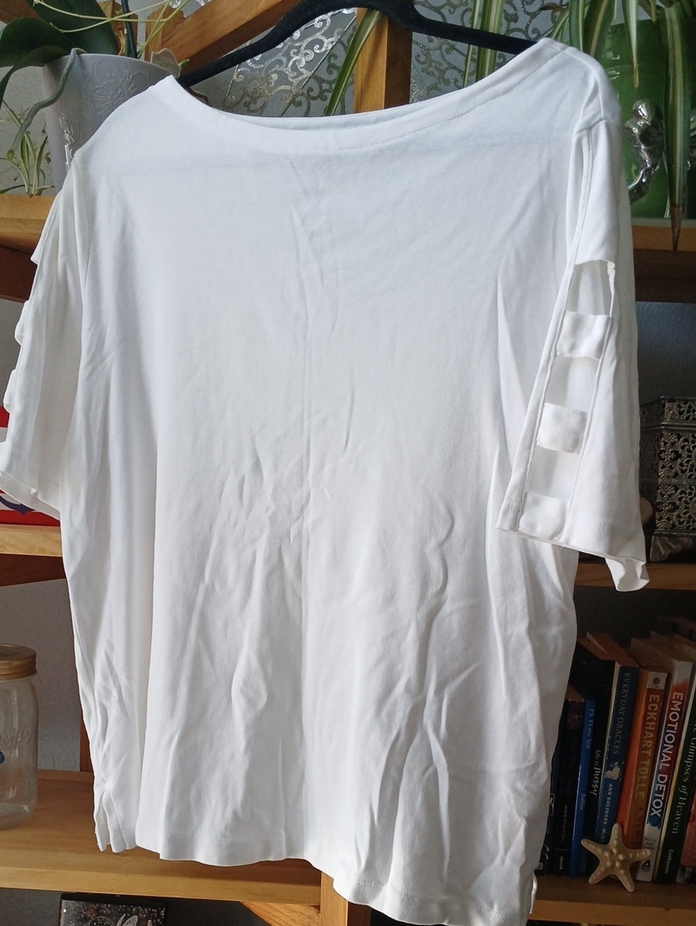 NEW - XL - White Short-Sleeve Ladder Cutout Tee